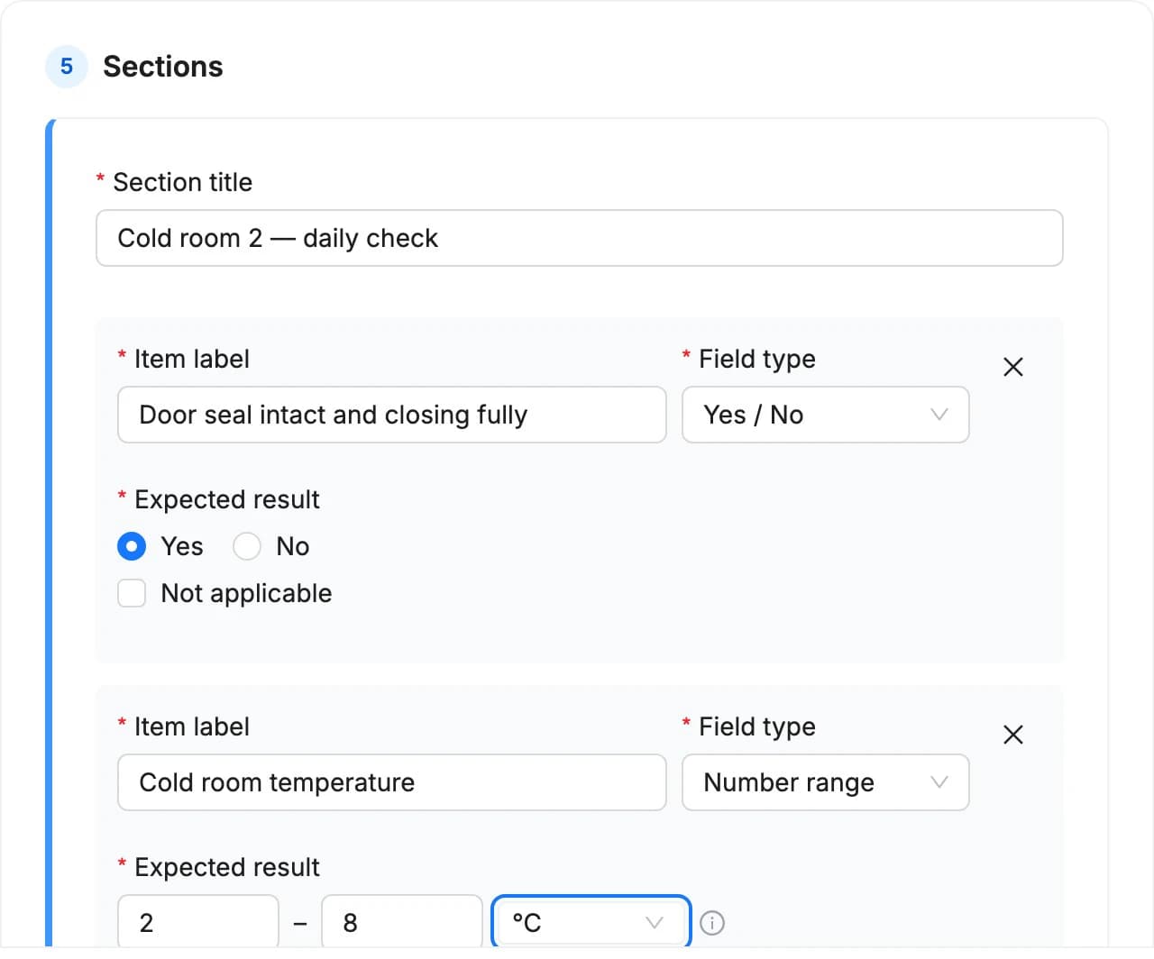 Éditeur de modèle de checklist avec un élément Oui/Non et une plage de température attendue de 2 à 8 °C.